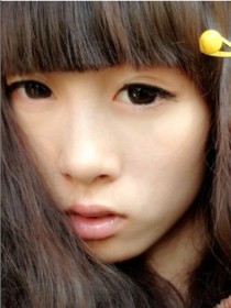 Jenny伊
