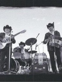 Los Cari?osos del Norte