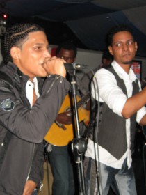 Grupo Emociones