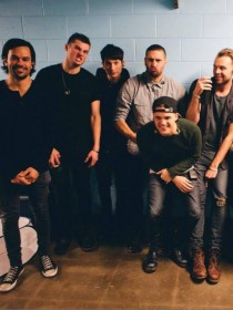 Hillsong Young & Free