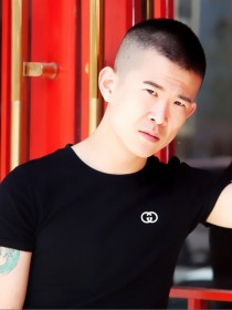 房巖