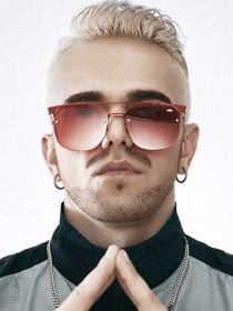 A.K(Aleks Kost)