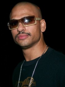 Chico Debarge