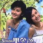 Singing In The Twins Wonderland