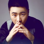 誰在風中獨自聽香(單曲)詳情