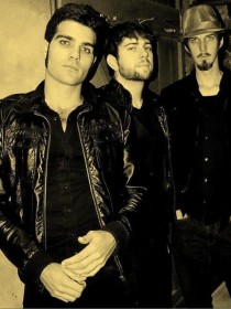 Queen Killing Kings, The