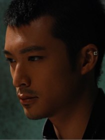 里翌楷