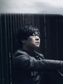 何龙雨