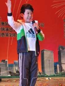 柳博