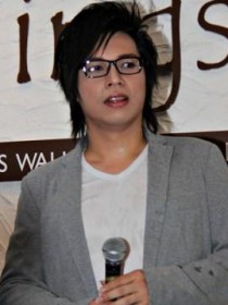 黄世豪