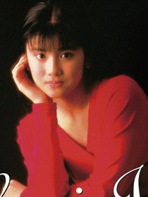 石田ひかり