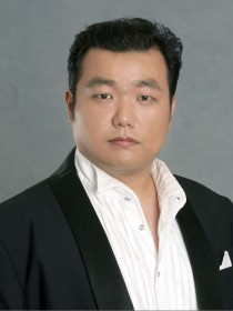 刘亮