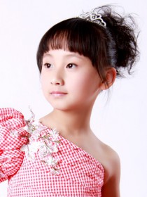 谈田芳荧