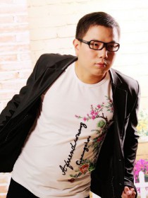 李明宇