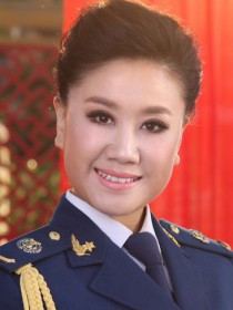 关彤