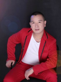邓小伟