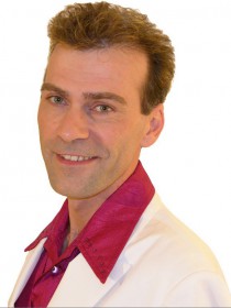 Stefan Moll
