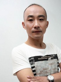 黄莹