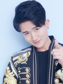 邱小龙
