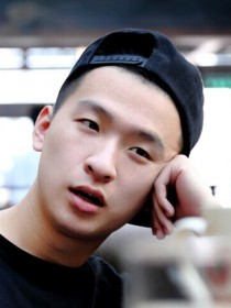 杨羽哲