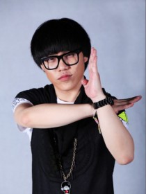 李琦