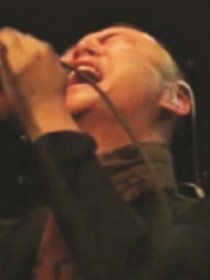 华伦