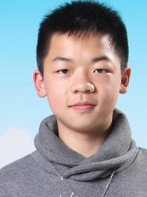 李奕成