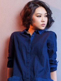 杨彤