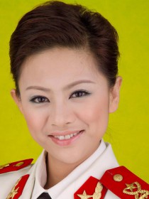 李艾