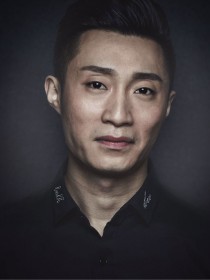 秦皓
