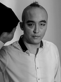 骁雄