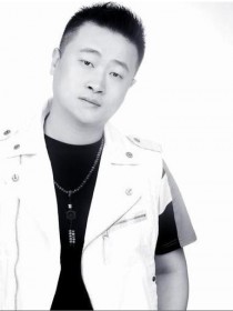 龙晓飞
