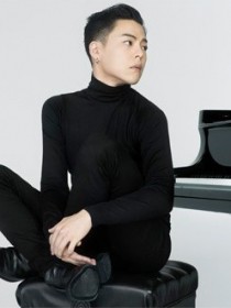 T.L.(江天霖)