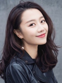 龙政璇
