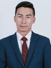 覃少