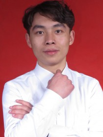 张引在