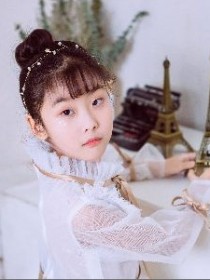 李佳颖