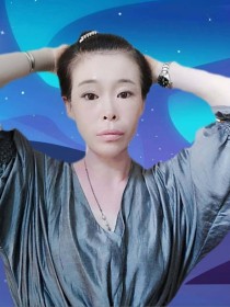 莫念