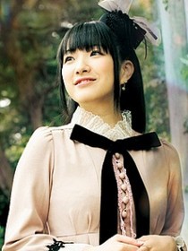 新谷良子