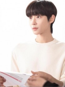 황인엽 (黄寅烨)