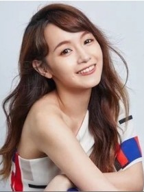 余姿昀