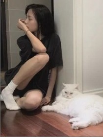 也可