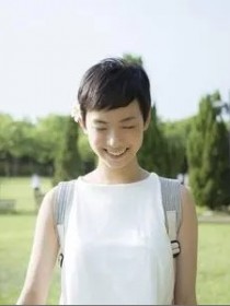 李靖筠