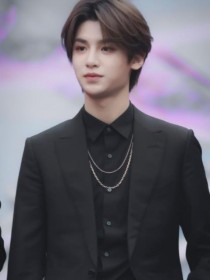 黄明昊