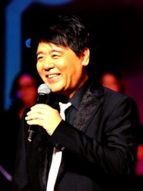 王洁实