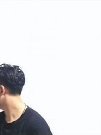 司鸿博