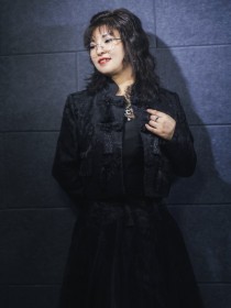 陆东亚