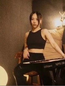 SARRA梁馨予