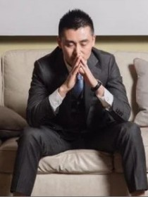 薛巍