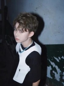 王子明
